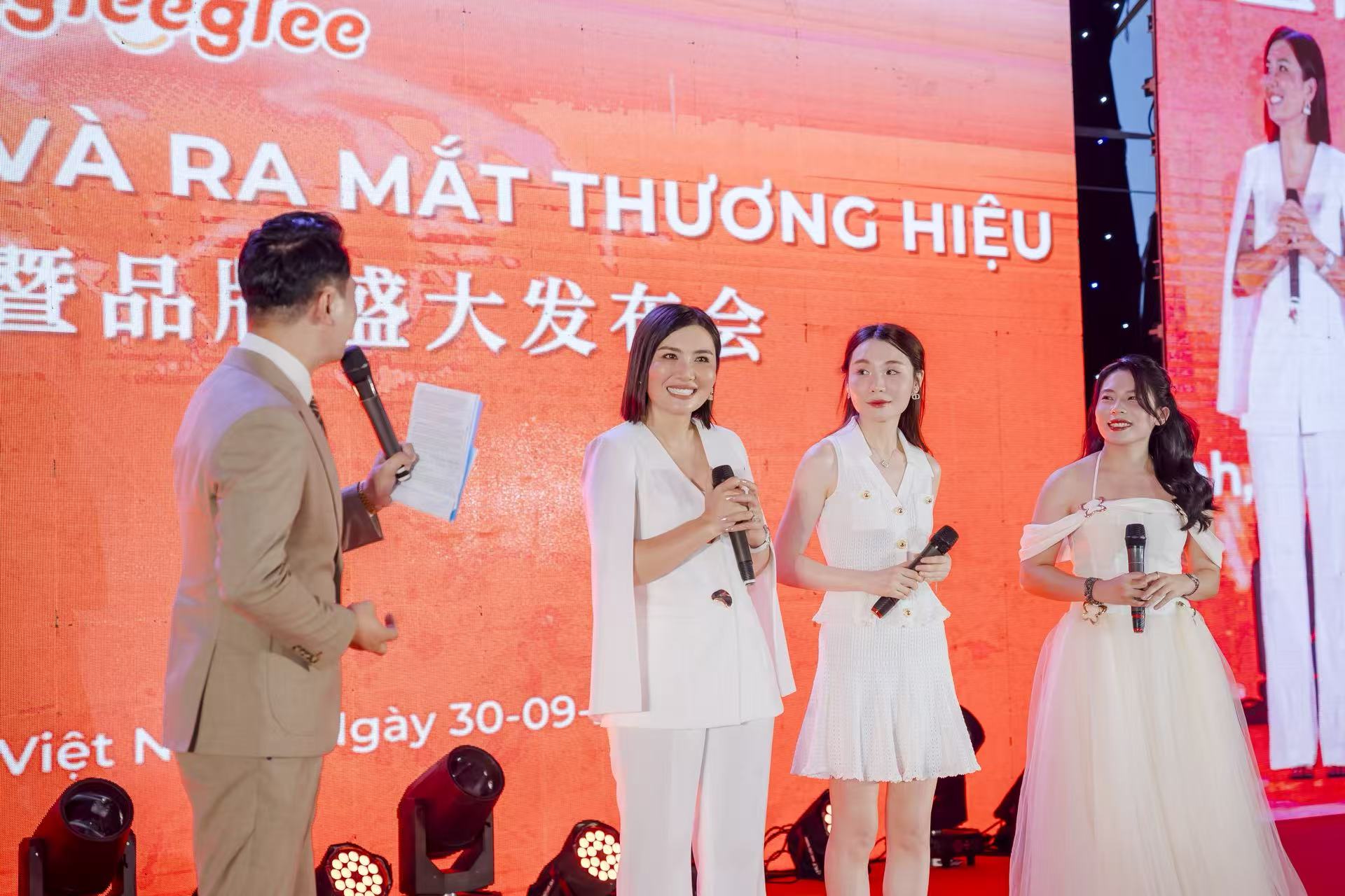 Beekeepers Have A Responsibility To Advocate For Native Pollinators